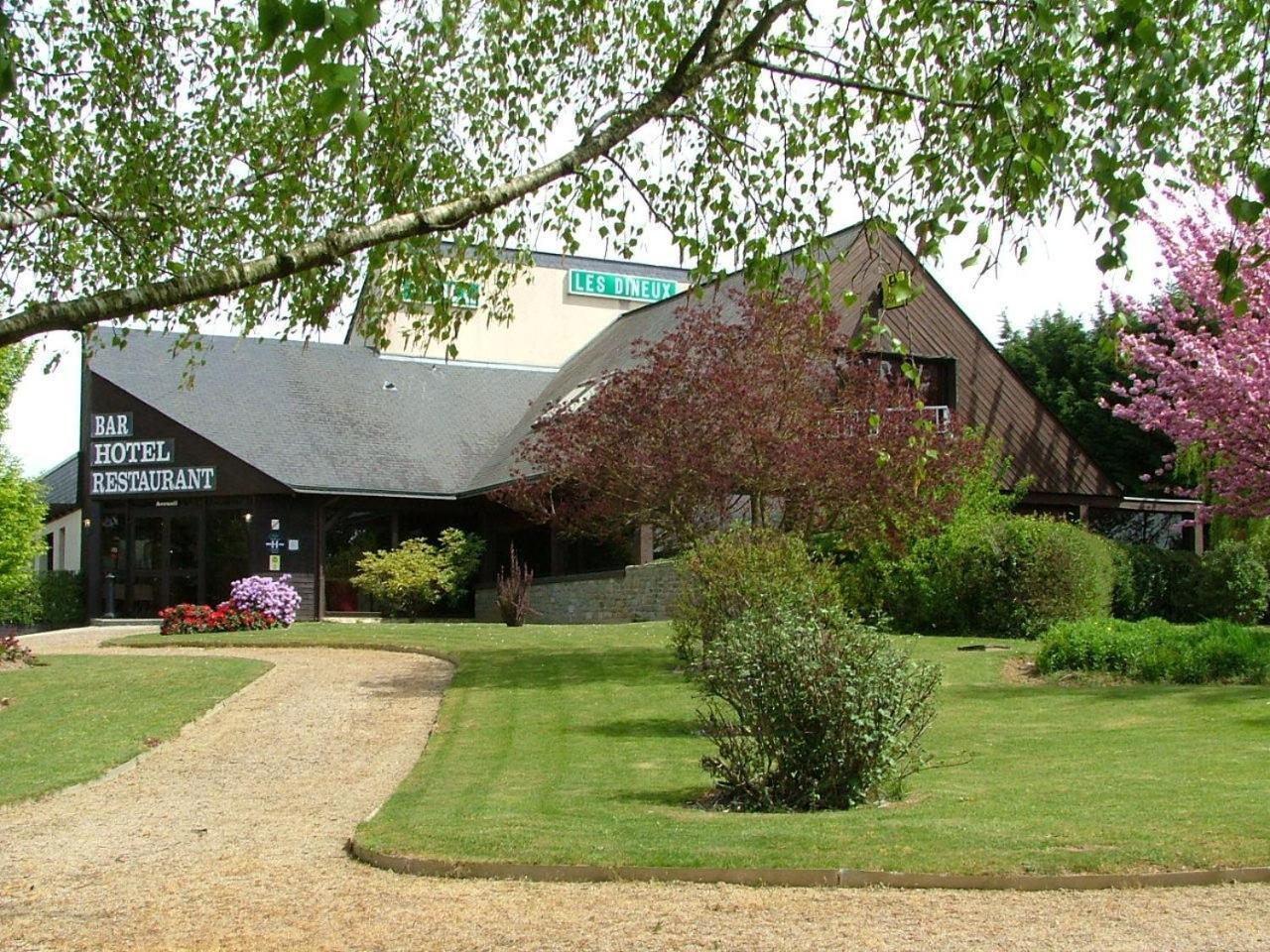 Les Dineux Village Tremeur Exterior photo